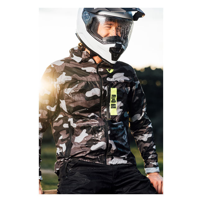 By City Militärische Regenjacke