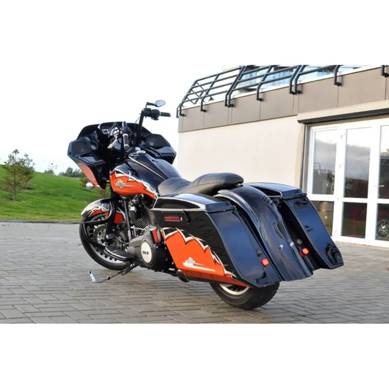 Tommy & Sons Flow Stretched Saddlebag Bodies für Harley