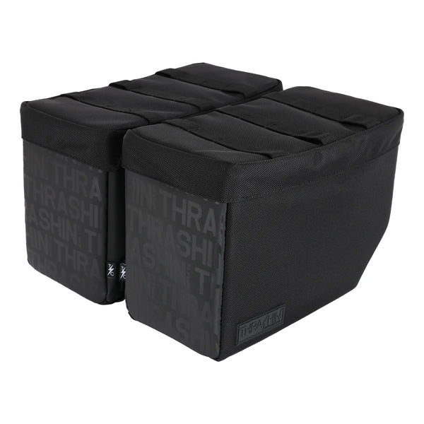Thrashin Supply Escape Base 18L Überwurf-Motorrad-Satteltaschen-Set