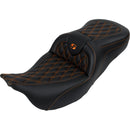 Saddlemen Roadsofa Lattice Stitch Seat for Harley 08-25 Touring (excl. 23-25 CVO; 24-25 Road Glide / Street Glide) / Black / Orange / Without heating / With backrest  - Customhoj