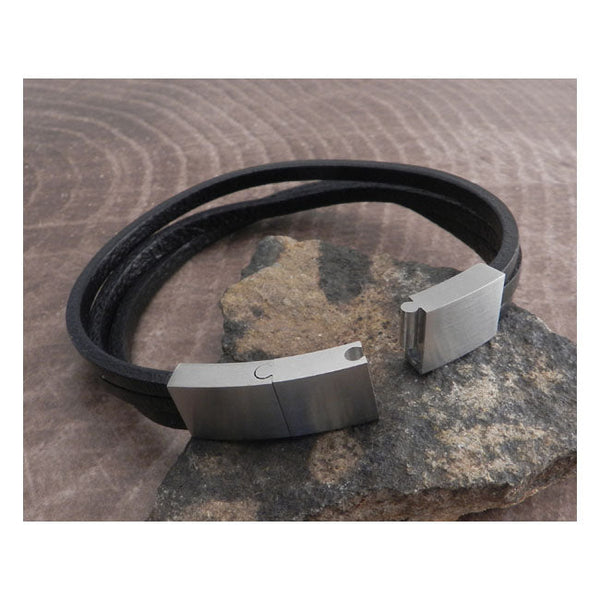 Amigaz Bracelet Amigaz Leather 3-Row Adjustable Bracelet Customhoj